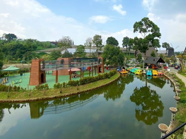 Lembang Park & Zoo wisata seru yang harus anda kunjungi